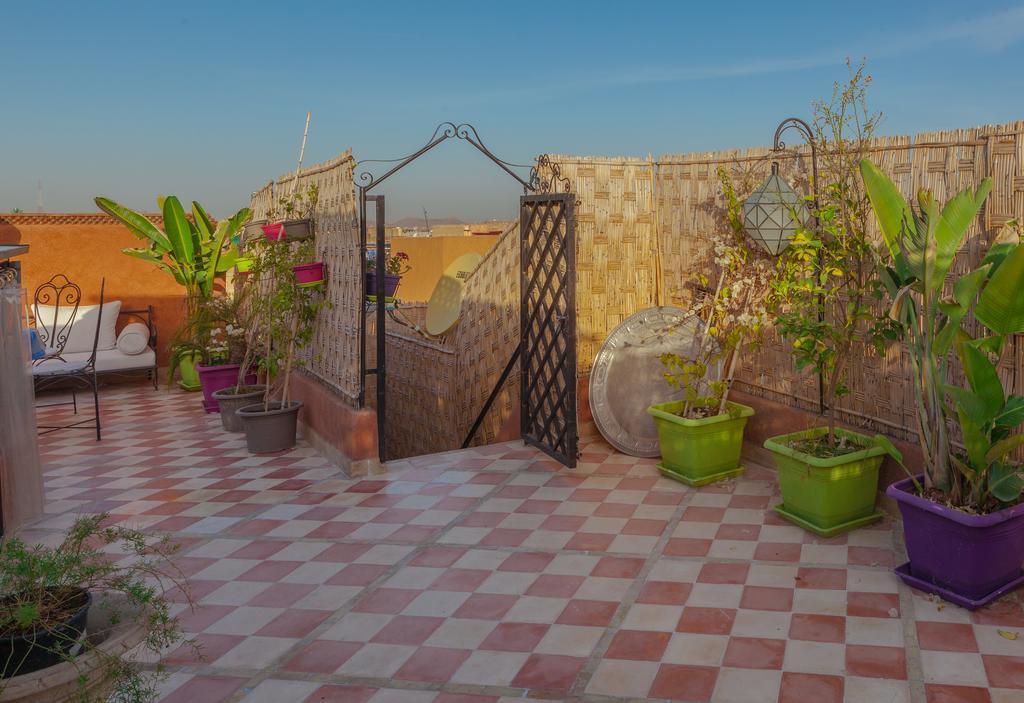 Dar Ikalimo Marrakech Hotel Маракеш Екстериор снимка