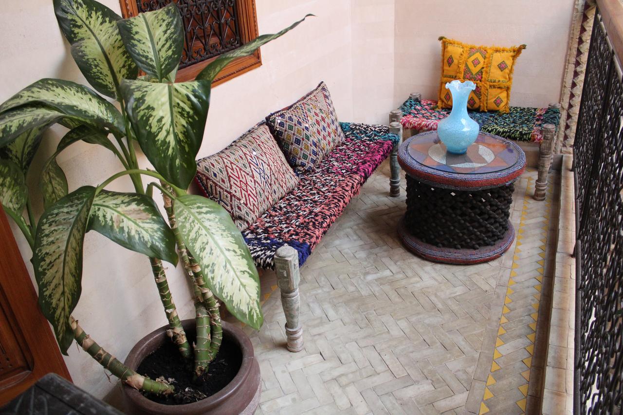 Dar Ikalimo Marrakech Hotel Маракеш Екстериор снимка